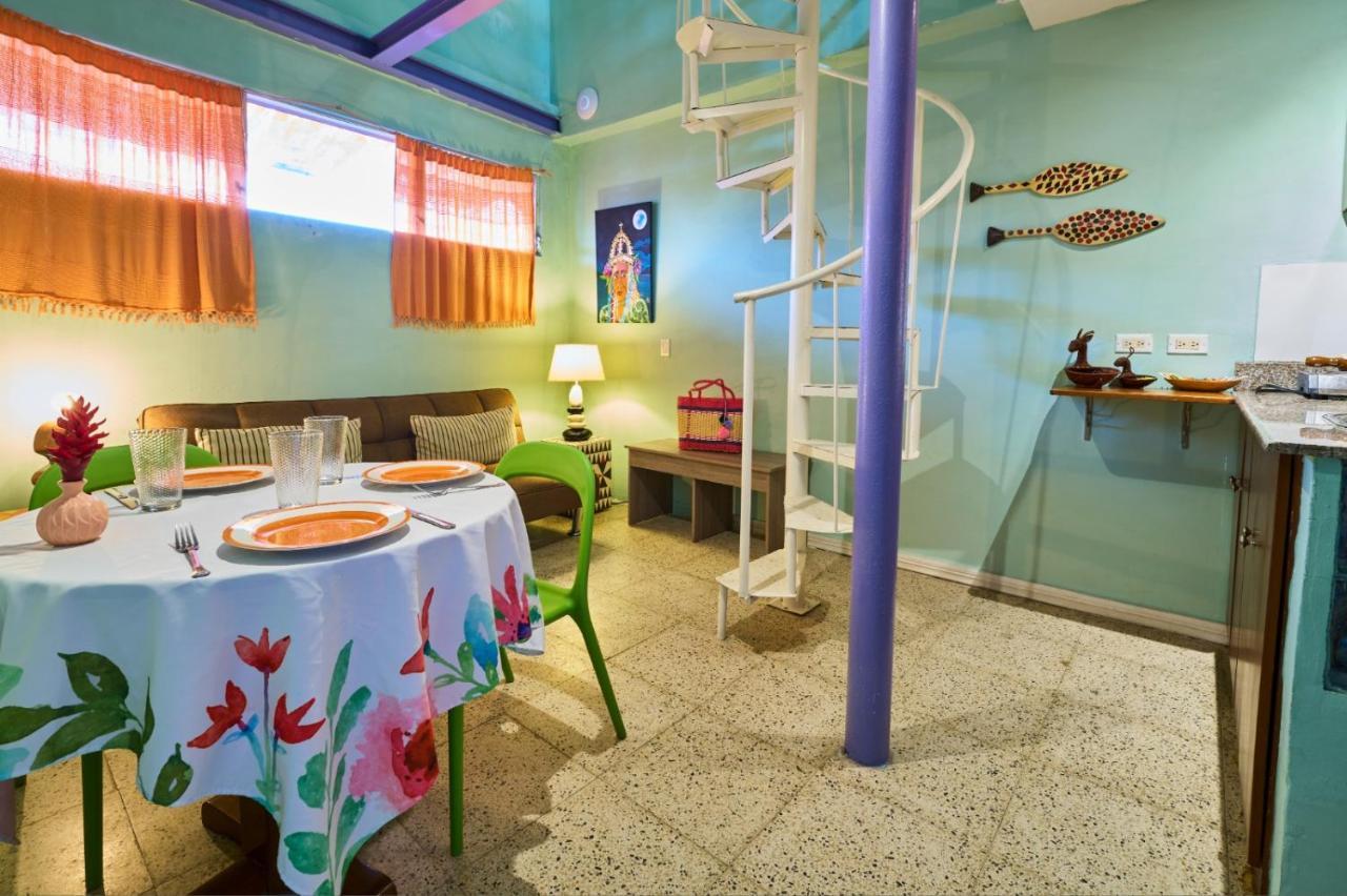 Casa Congo & Casa Rayo Verde - Restaurante - Galeria De Arte Portobelo Eksteriør bilde